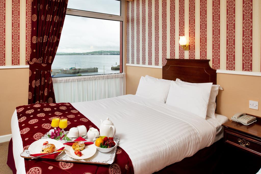 Logues Liscannor Hotel Cameră foto